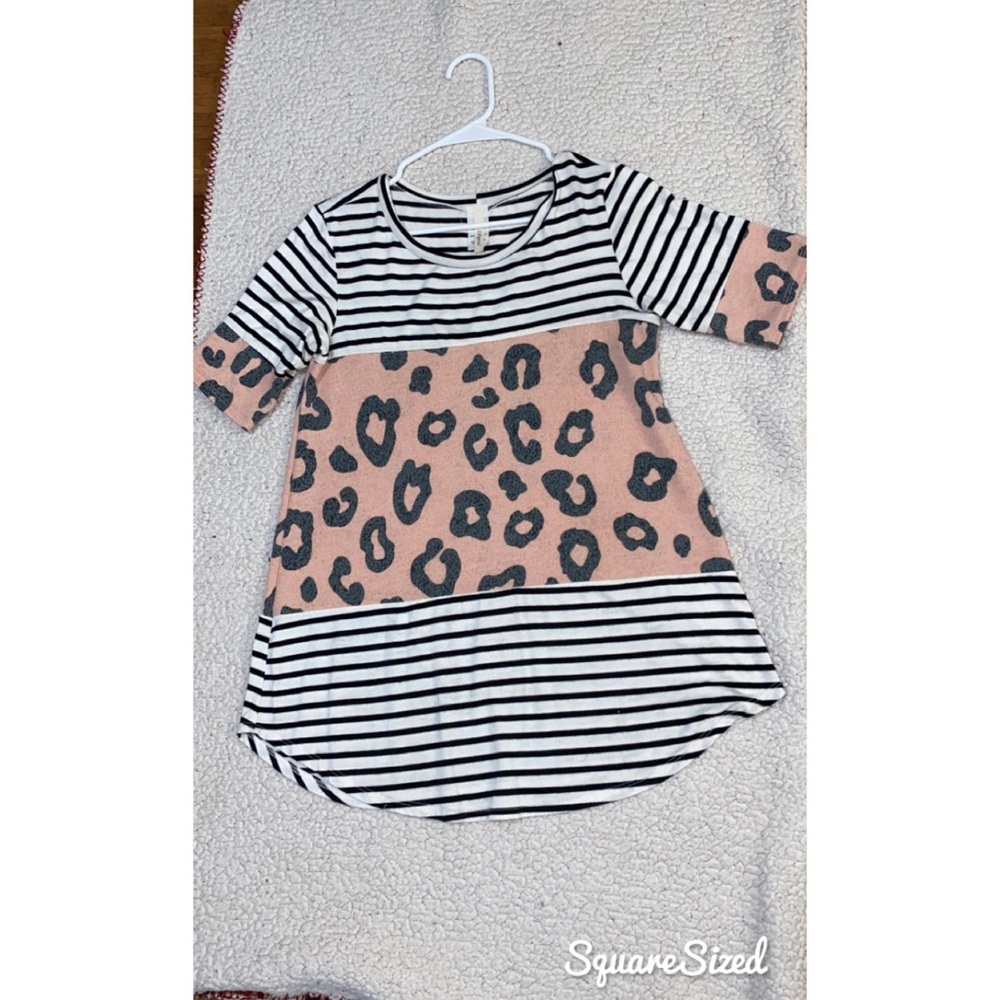 Women’s size small dressy top
